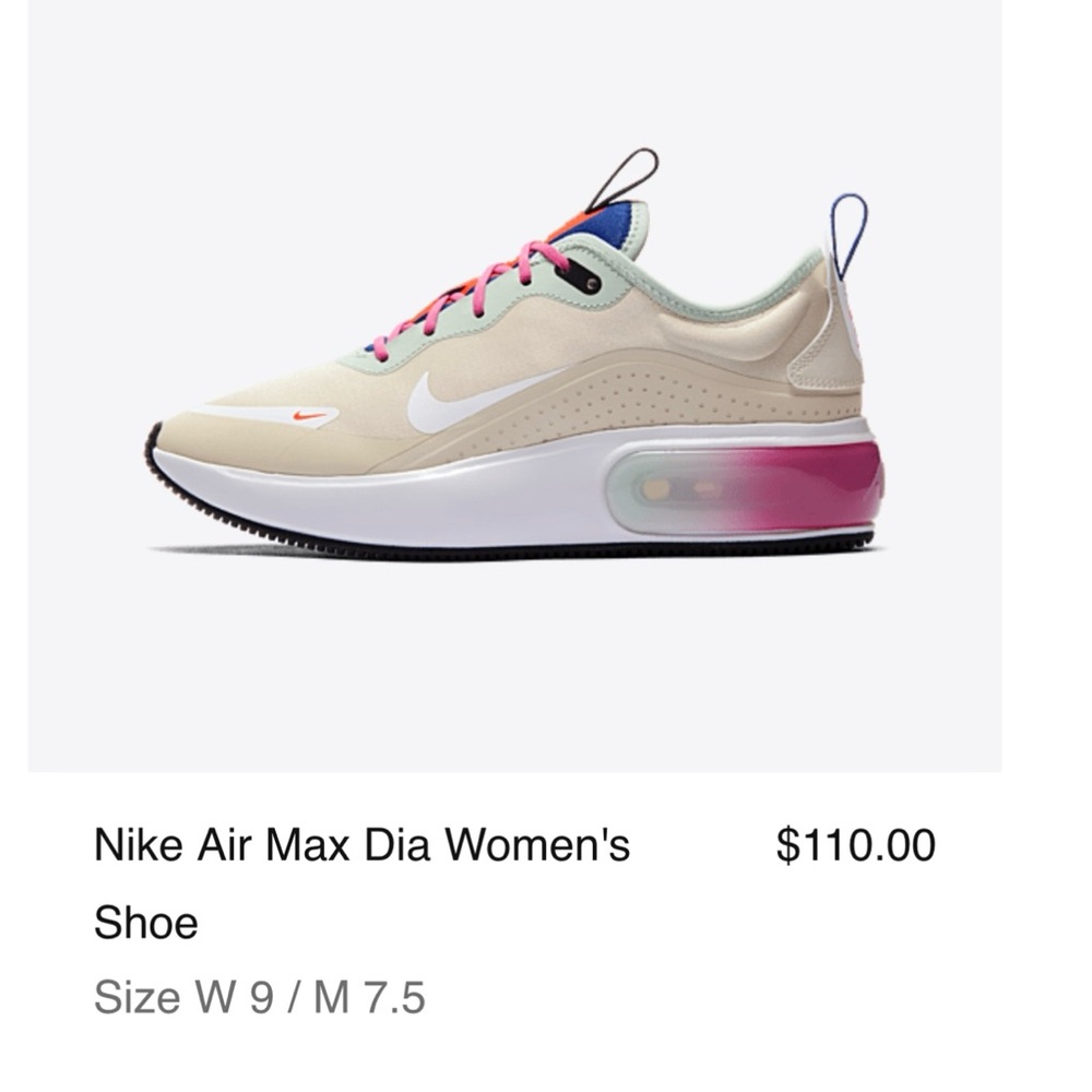 Women’s Nike sneakers